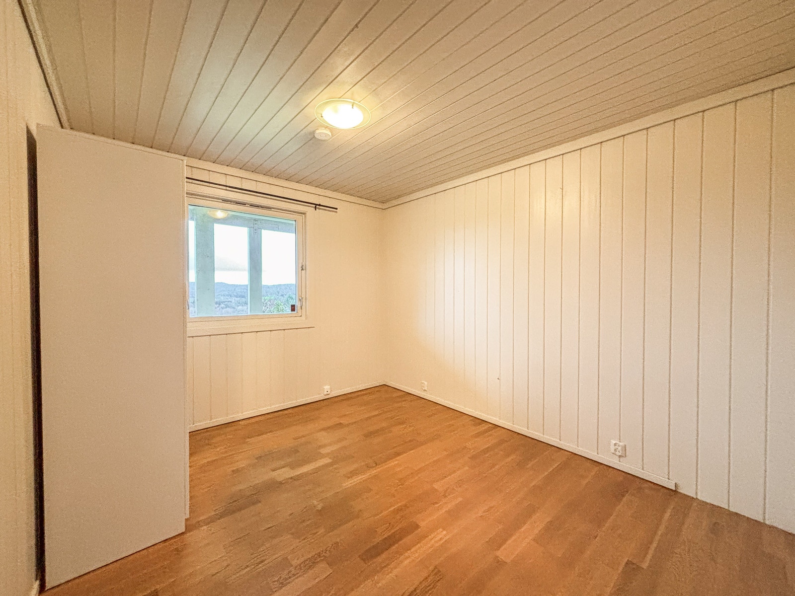 Soverommet er romslig og lyst. Galleribilde