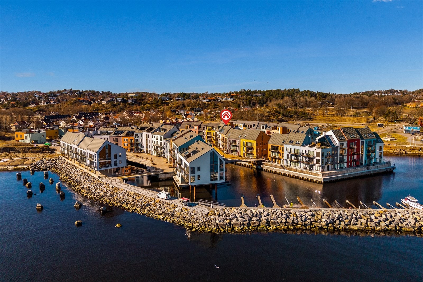 Området sett fra fjorden Galleribilde