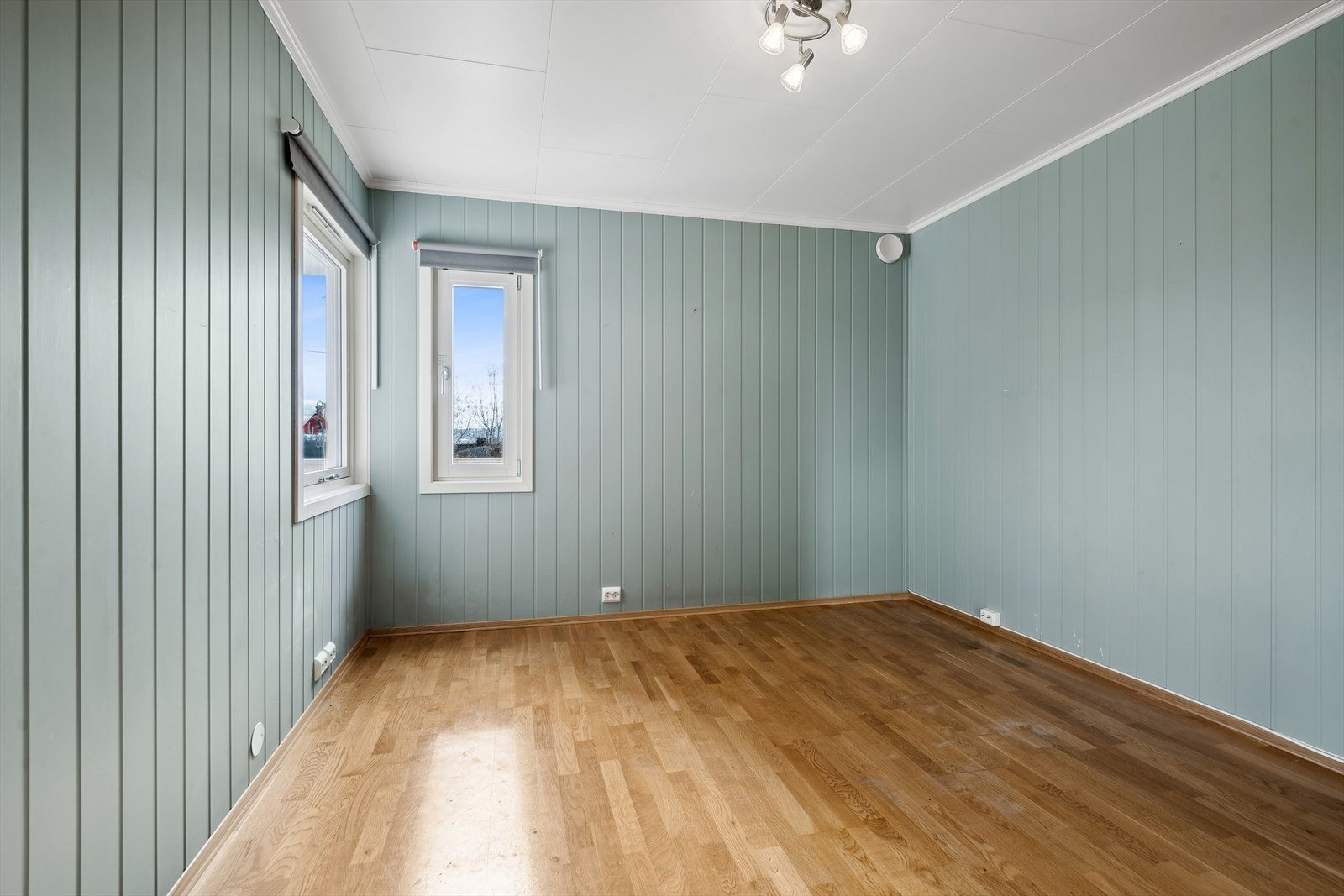 Soverommet har laminatgult og godt med naturlig lys. Galleribilde