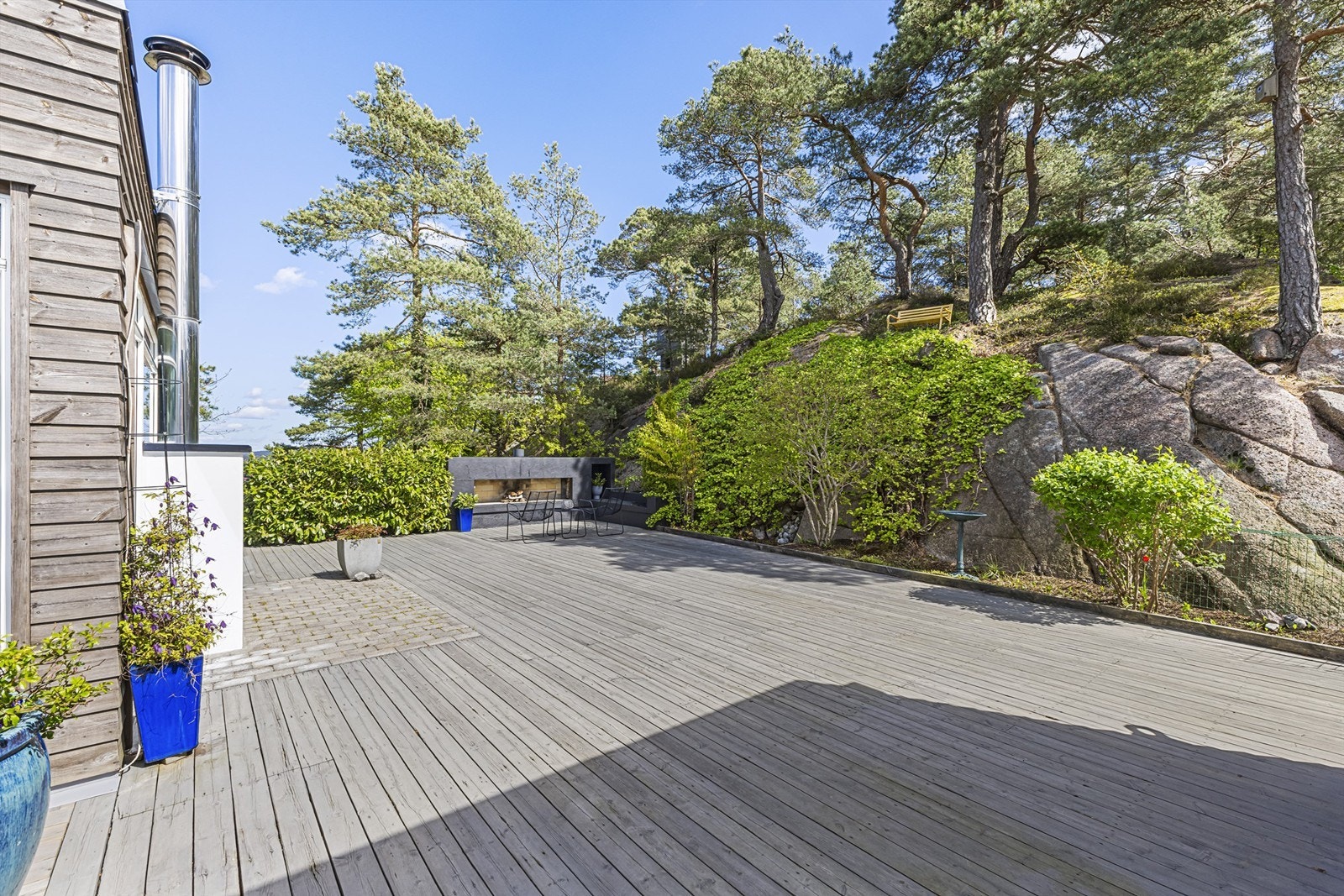 Stor og fin privat uteplass Galleribilde