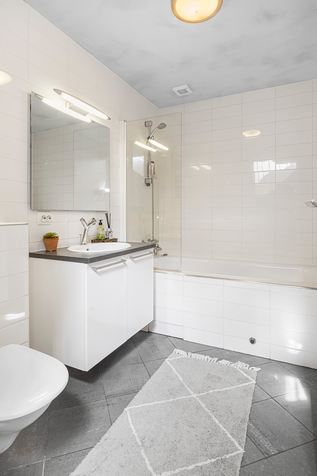 Bad i 1. etasje Galleribilde