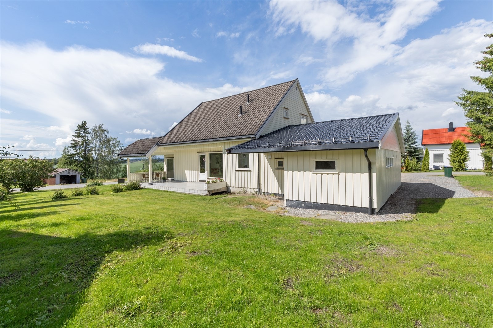 Denne boligen fra 1968 har gjennomgått omfattende oppgraderinger i 2025. Galleribilde