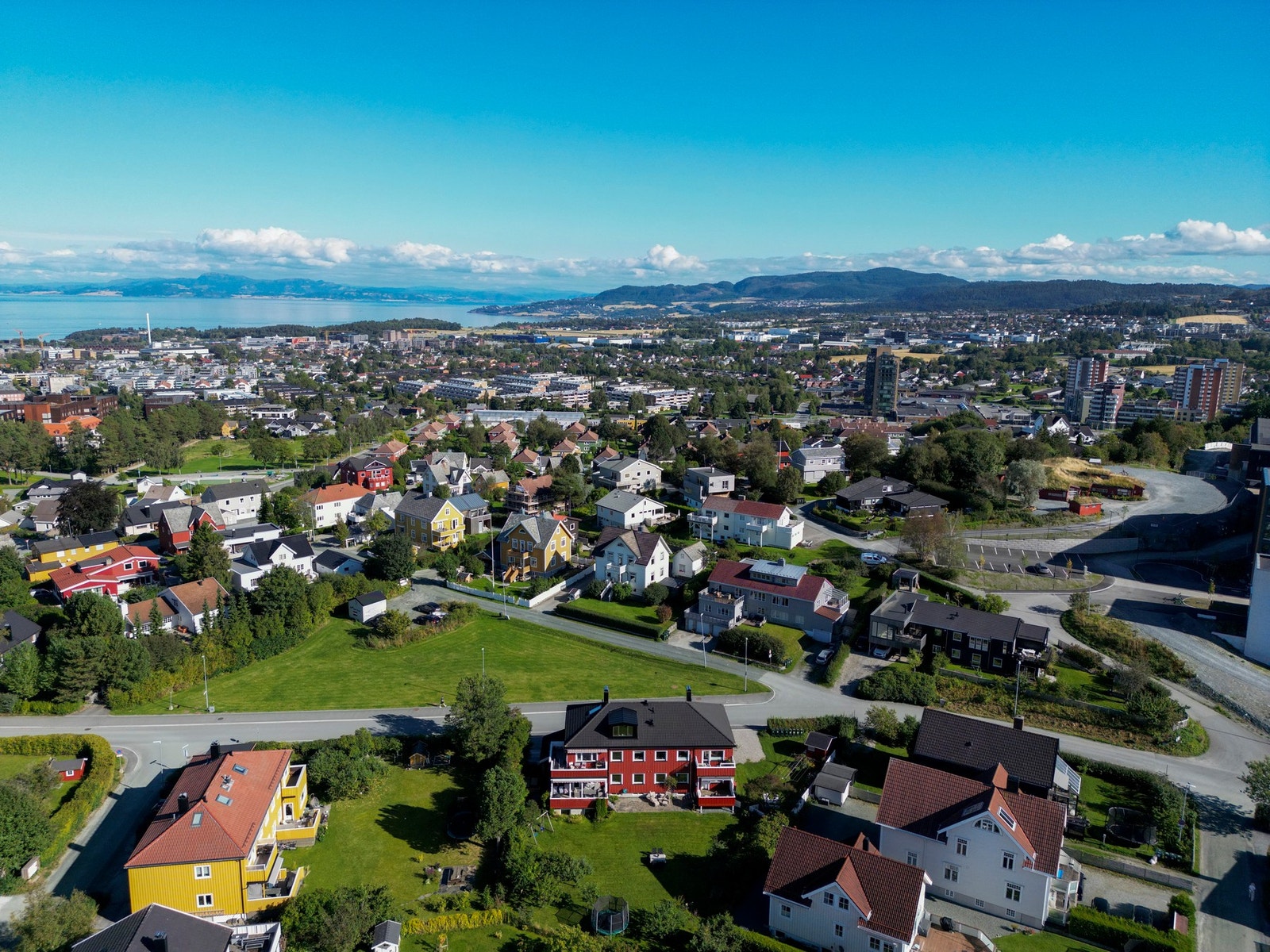 For henvendelser om boligen, ta kontakt med megler på 944 38 038. Galleribilde