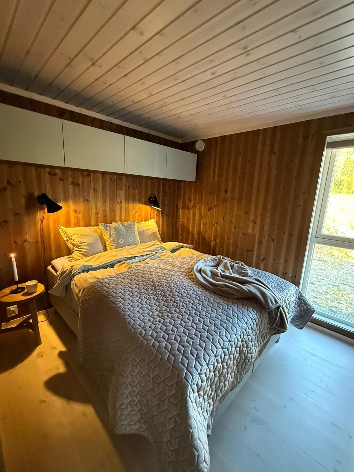 Soverom nummer to. Galleribilde