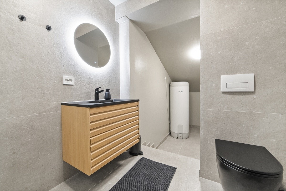 Bad kombinert med vaskerom Galleribilde