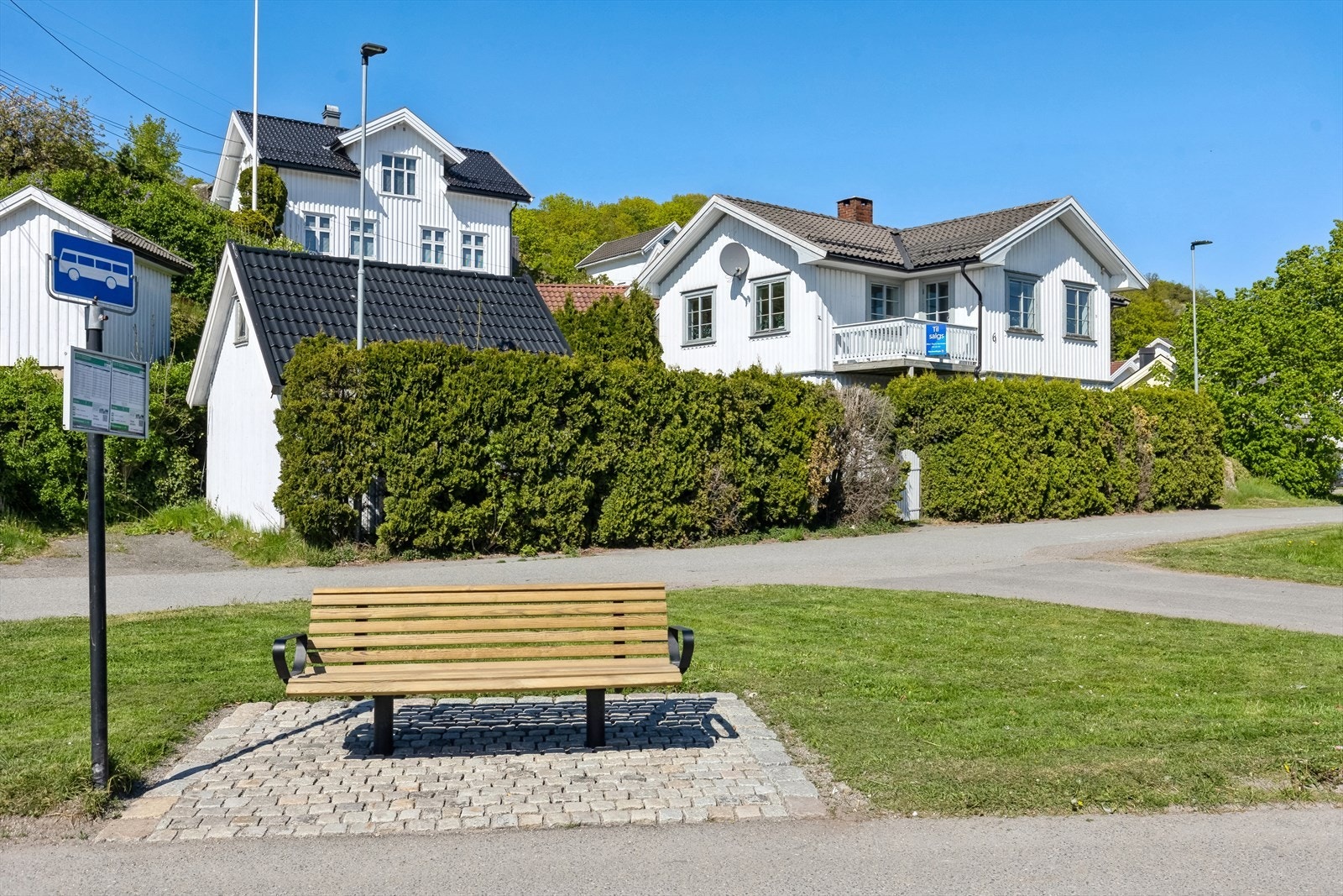 Eiendommen ligger skjermet og fint til Galleribilde