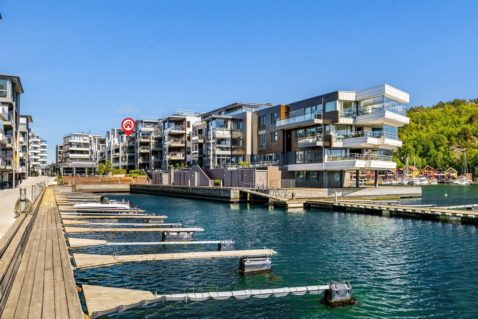 Velkommen til Kilen Brygge - et maritimt paradis hvor sjøen bokstavelig talt er en del av hverdagen. Foto: Karl Filip Kronstad Galleribilde