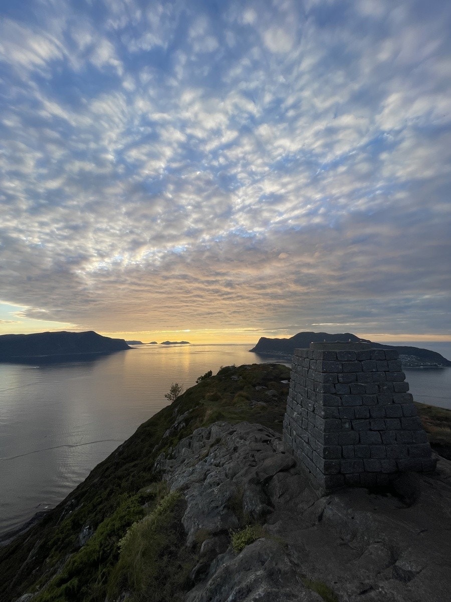 eller nyte en kveldstur på Sukkertoppen Galleribilde
