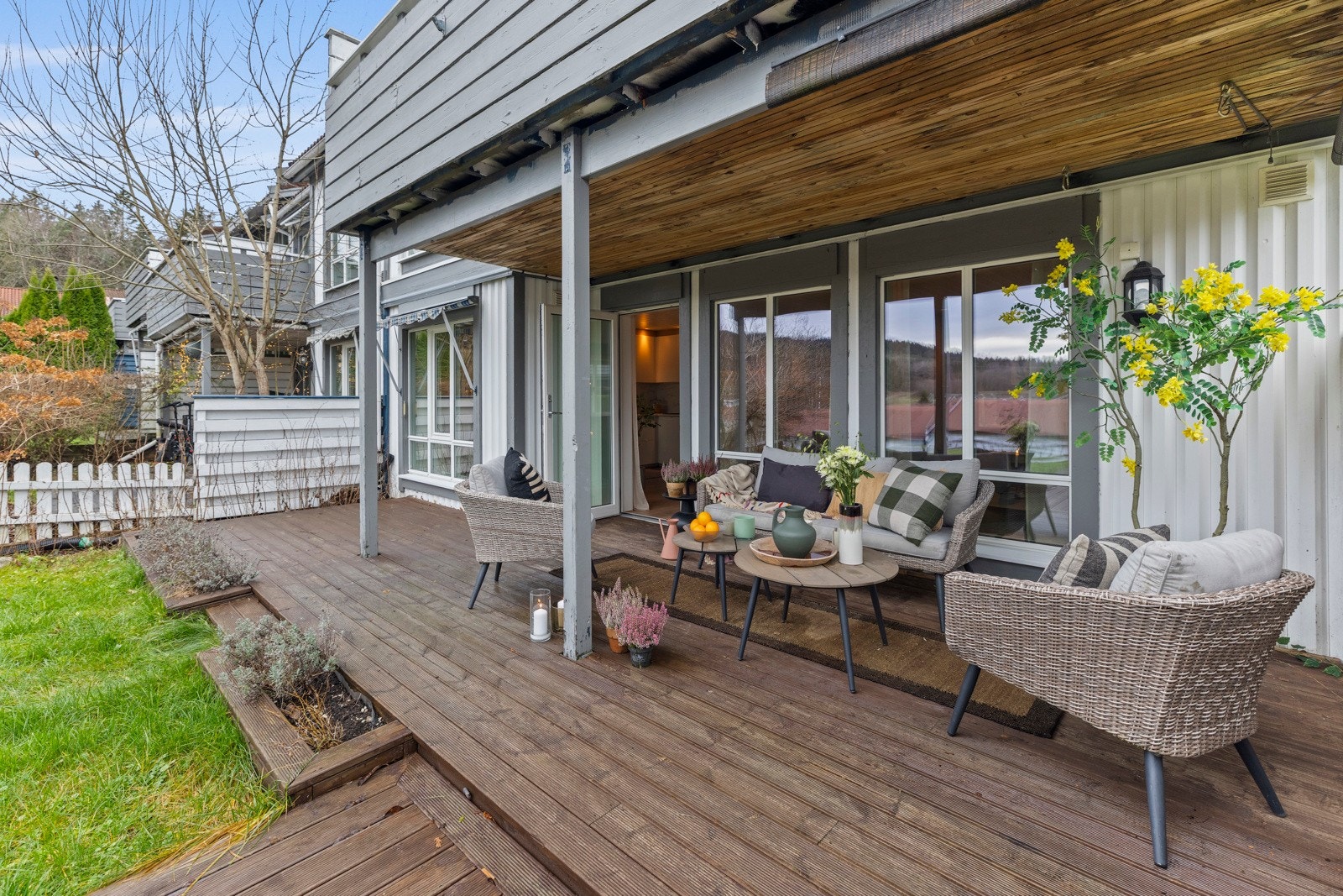 Markplattingen er på ca. 32 m². Galleribilde