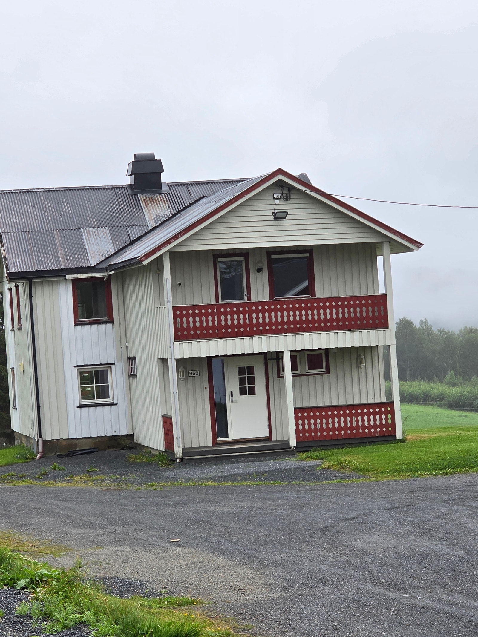Utvendig bilde av hus Galleribilde