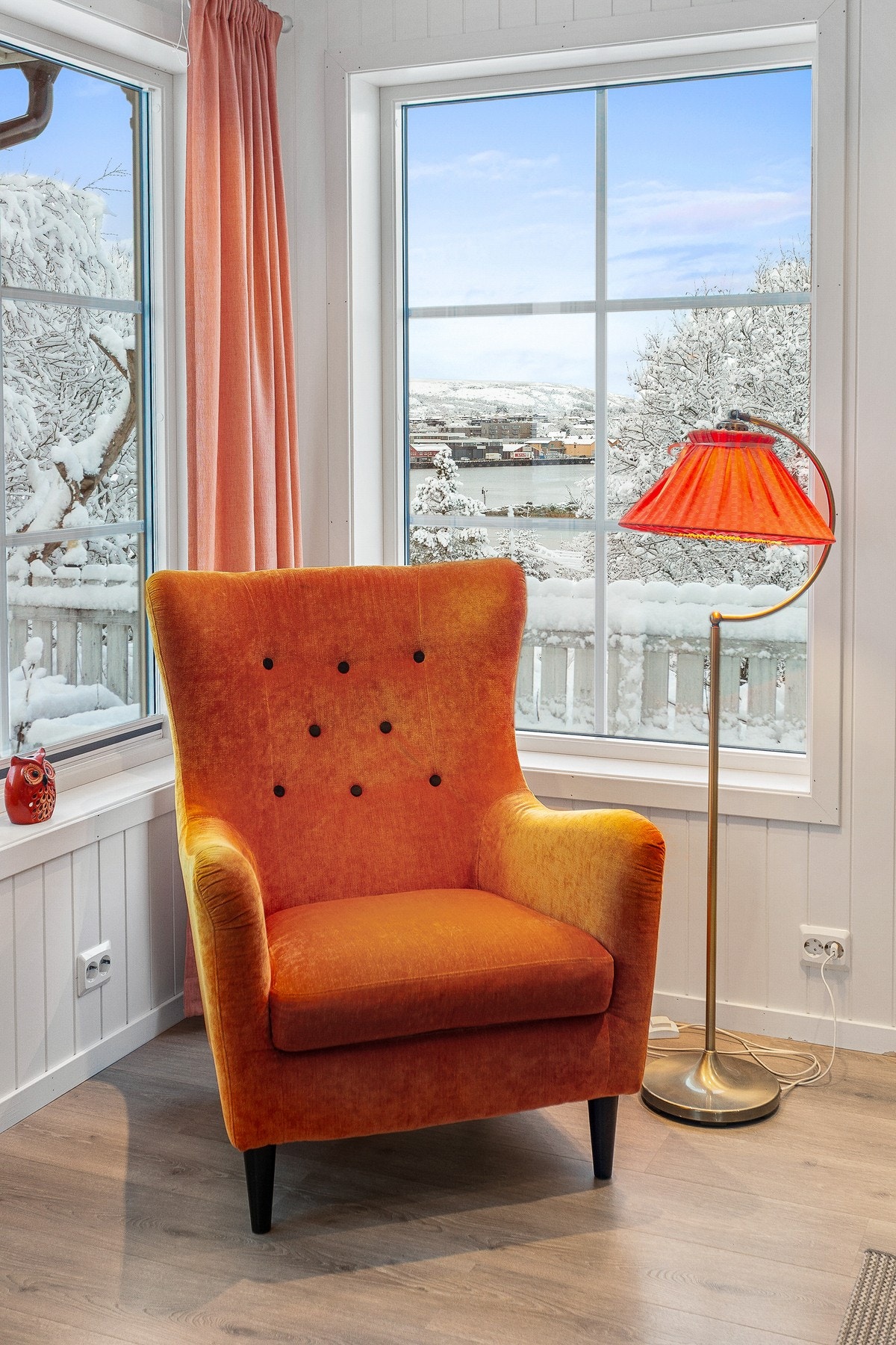 Fra godstolen kan man nyte fjordutsikten! Galleribilde