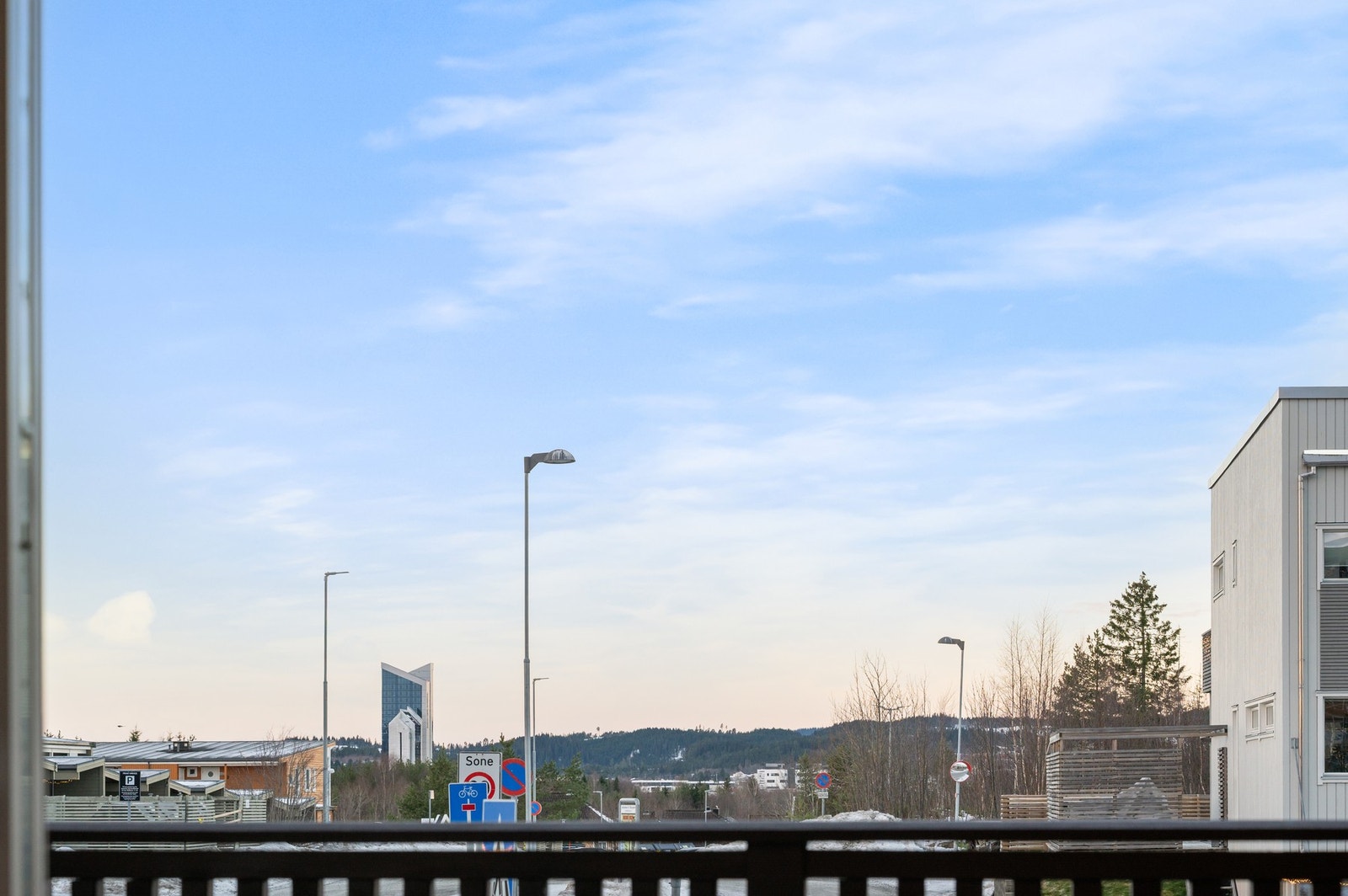 Egen p-plass i kjeller. Galleribilde