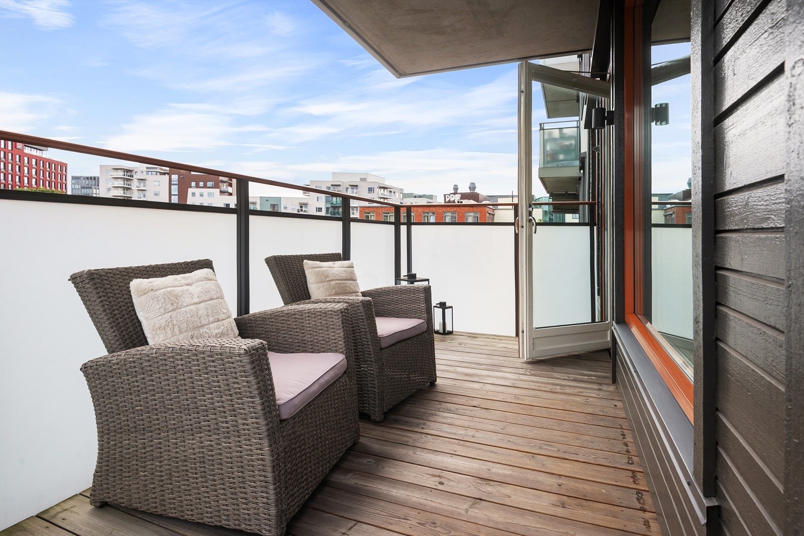 Her kan man innrede med en hyggelig sittegruppe og/eller annen møblering. Galleribilde