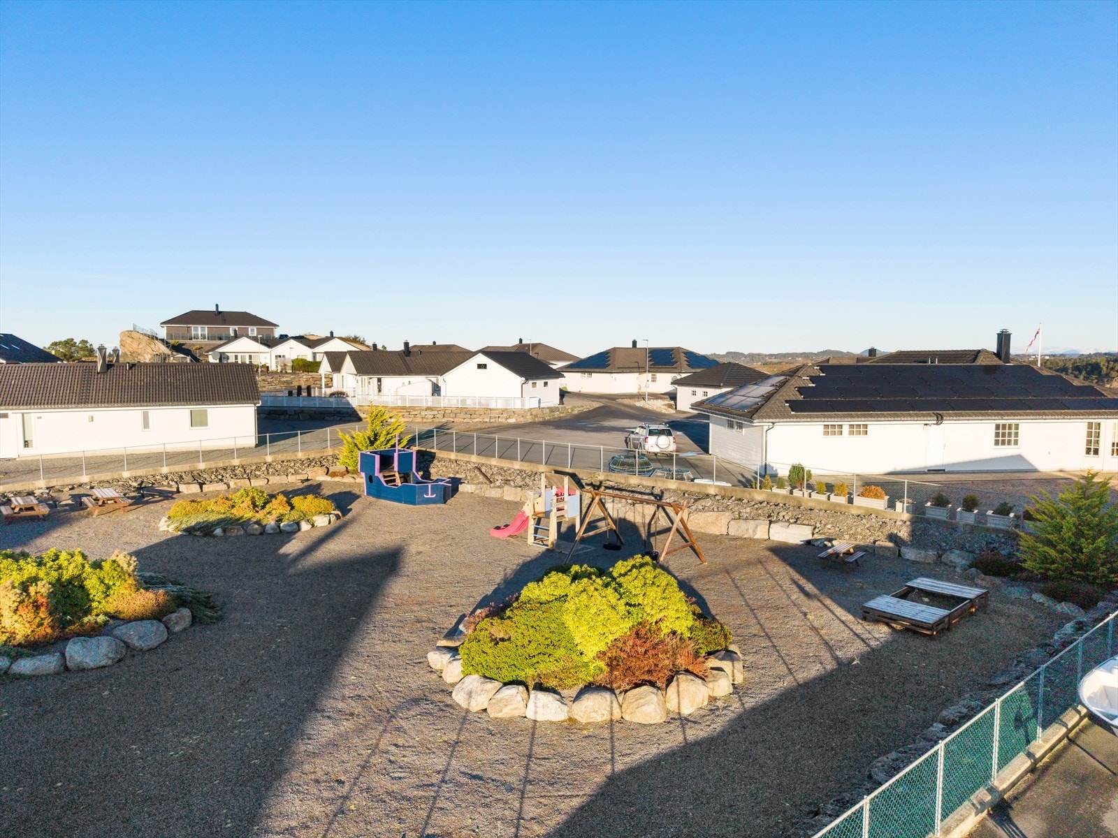 Lekeplass er like ved. Galleribilde