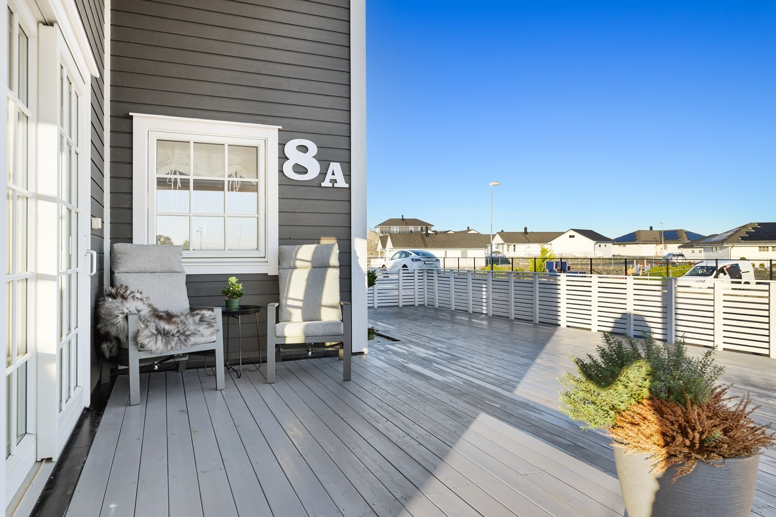 Hele eiendommen er pent opparbeidet og velstelt. Galleribilde