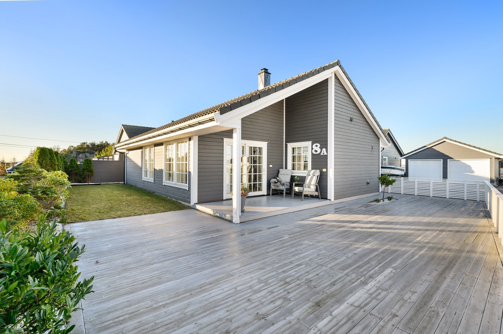 En nydelig enebolig på ett plan. Galleribilde