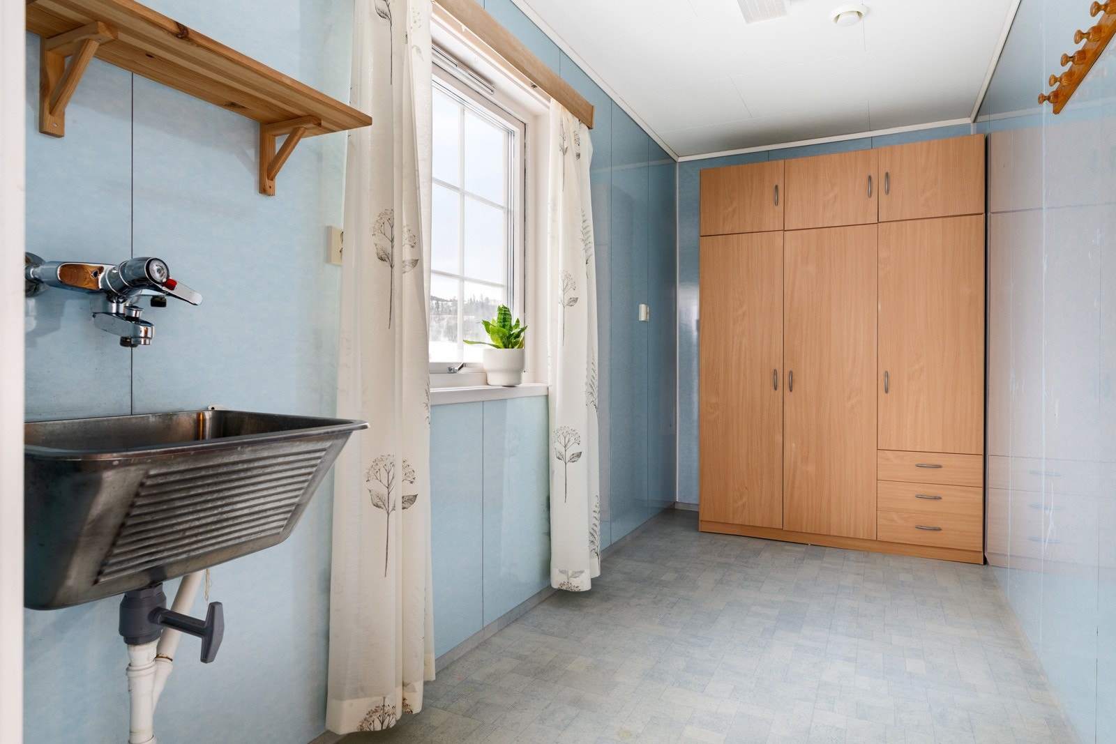 Praktisk vaskerom som forenkler hverdagen. Galleribilde