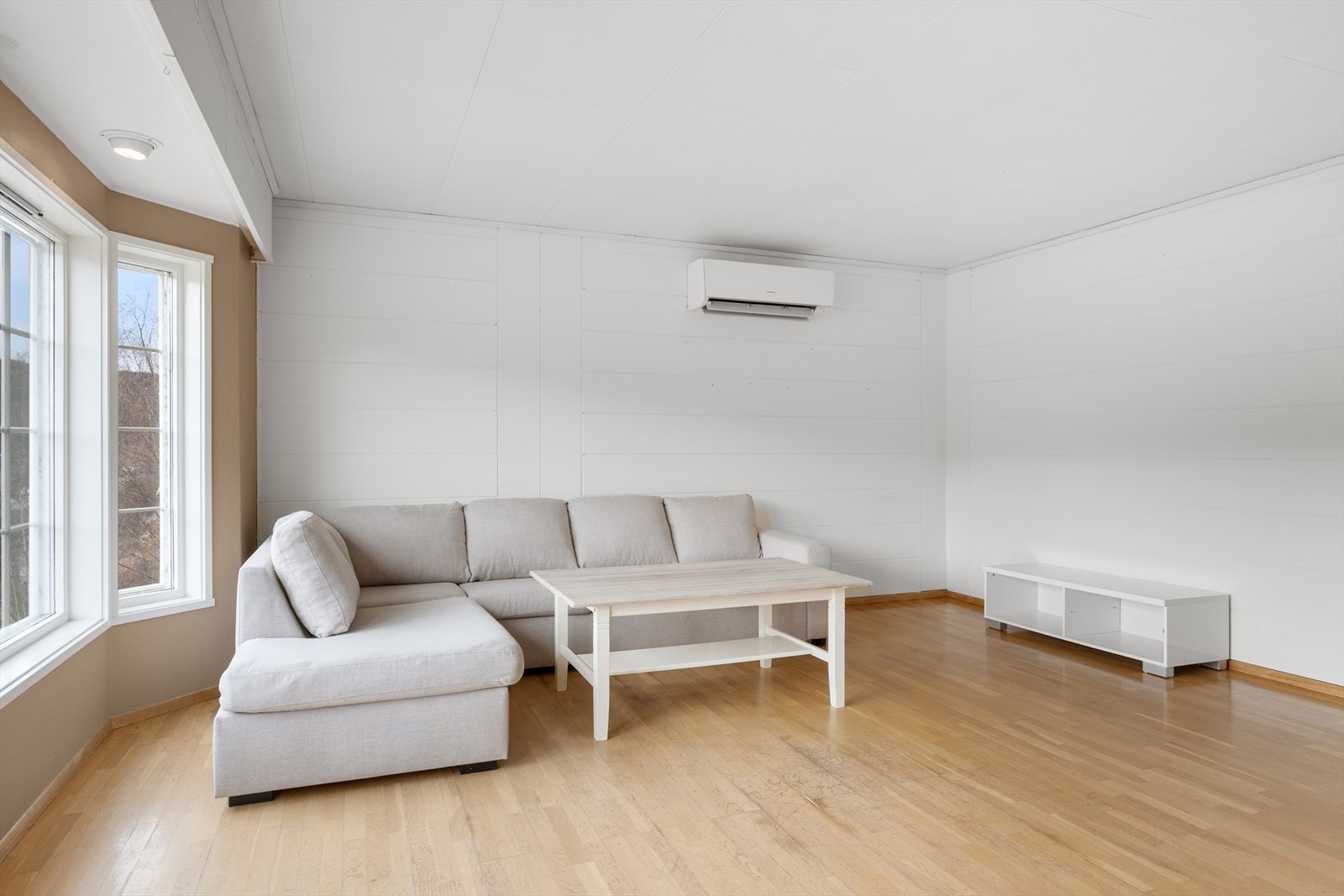 Under karnappen er det montert spotbelysning. Galleribilde