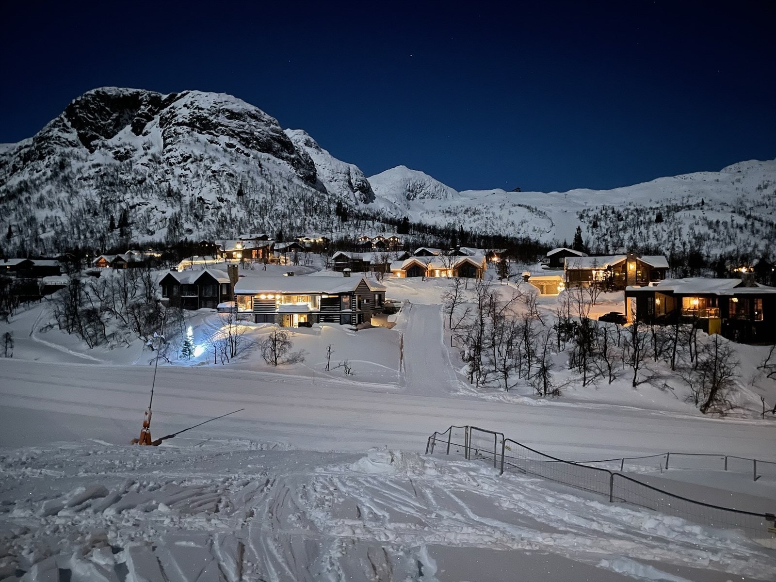 Utsikt fra terrassen - eiers foto Galleribilde