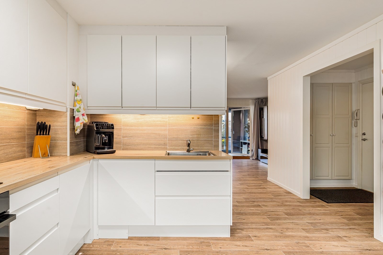 Lekker kjøkkeninnredning SIGDAL fra 2022 Galleribilde