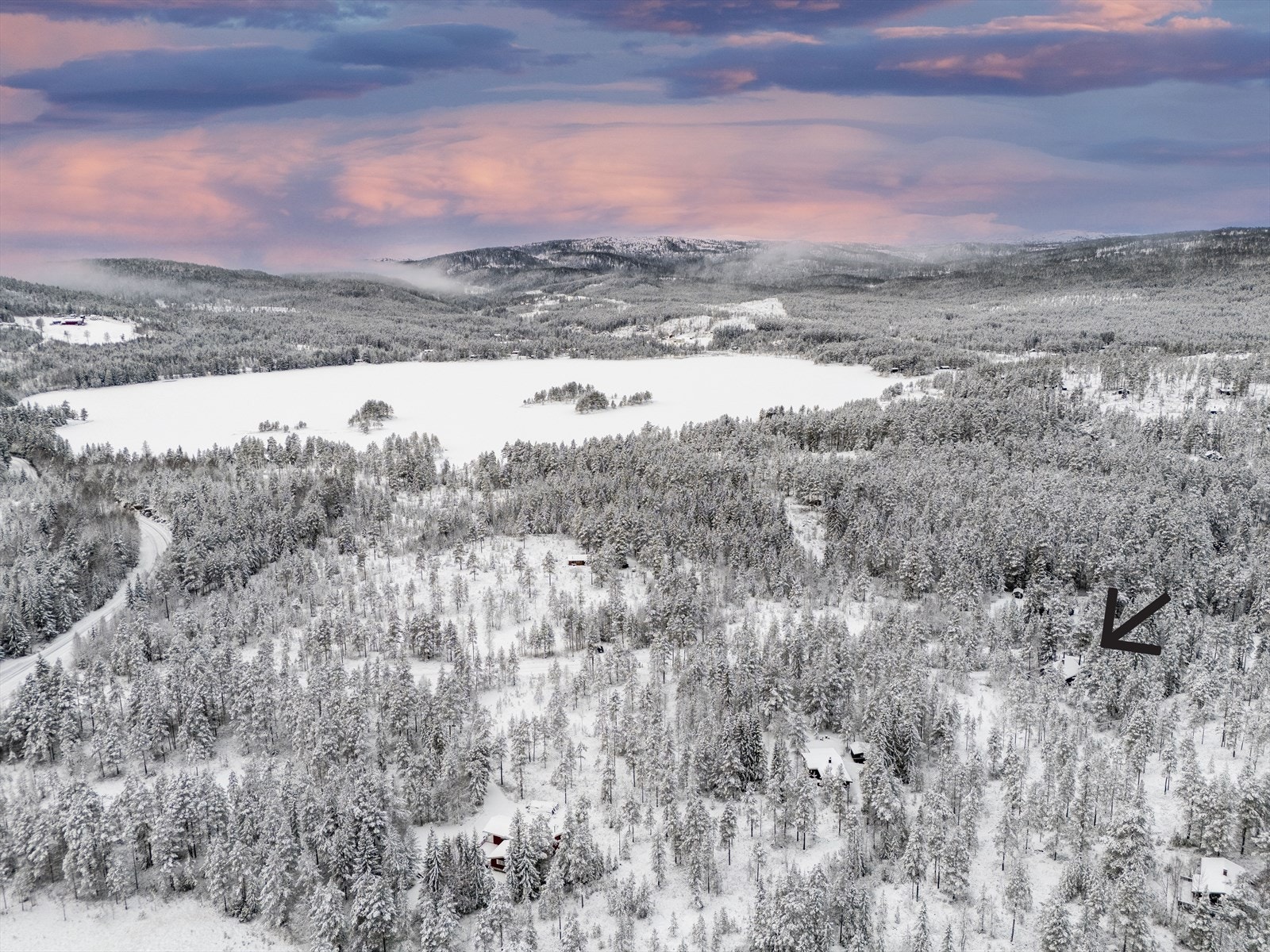 Oversiktsbilde mot vest - mot Buvannet Galleribilde