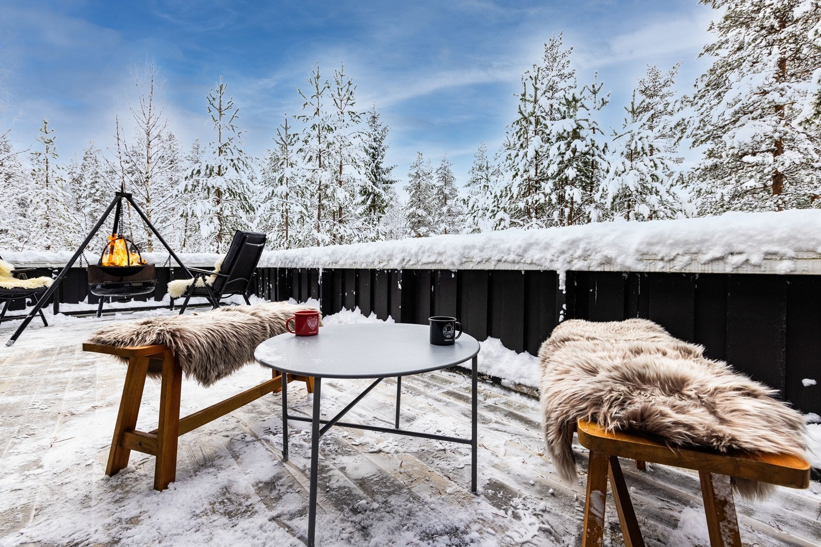 Solrik og skjermet terrasse mot vest Galleribilde