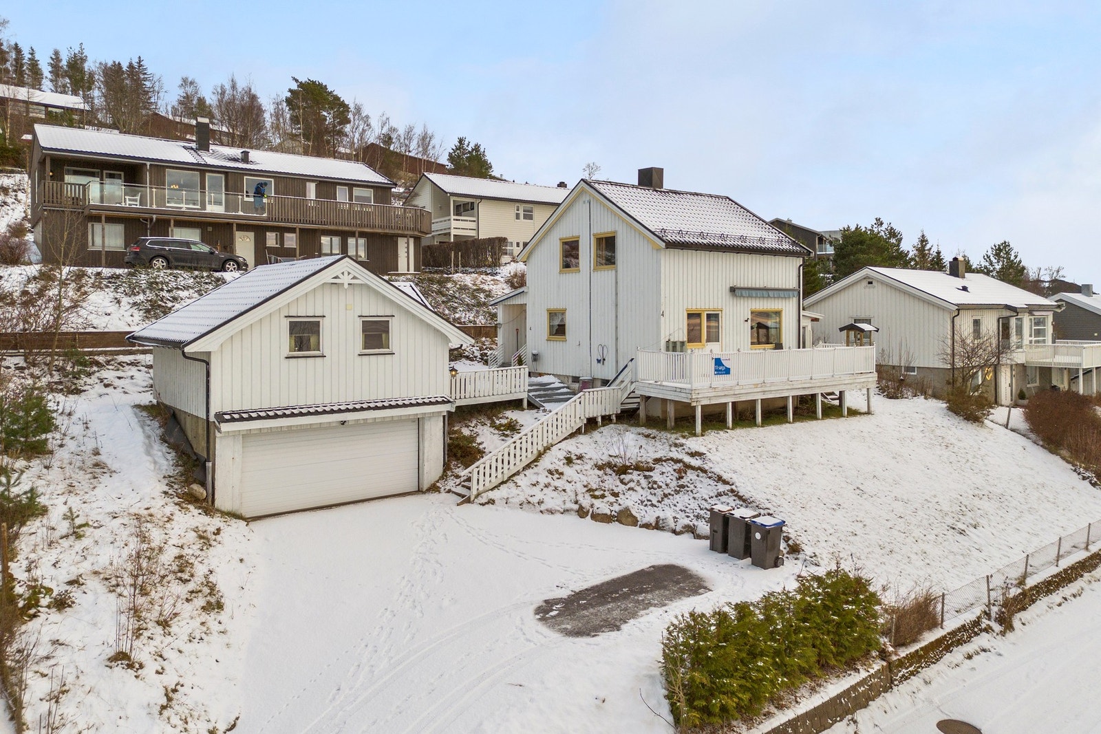 Velkommen til Valhallvegen 4, presentert av EiendomsMegler 1 v/ Martin Hoseth Johansen Galleribilde