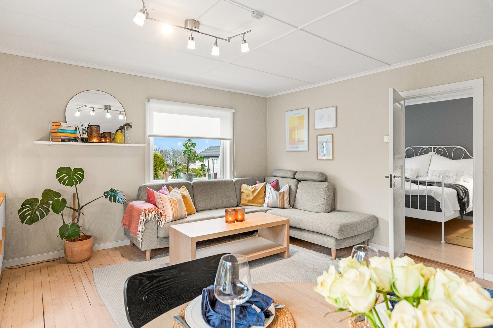 Et helhetlig og imøtekommende inntrykk gjør boligen klar for innflytting. Galleribilde