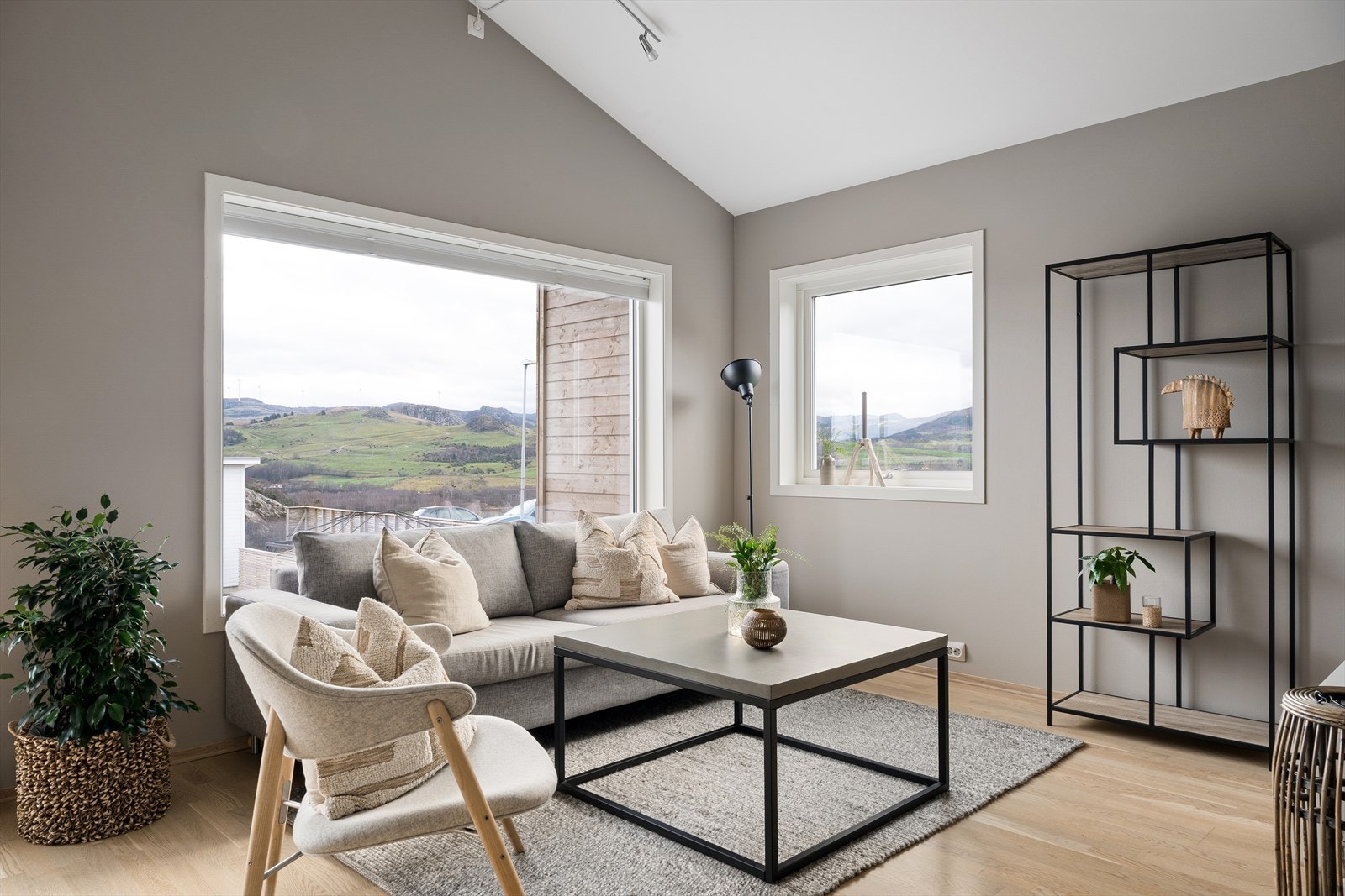 Den flotte utsikten kan nytes fra denne etasjen. Galleribilde