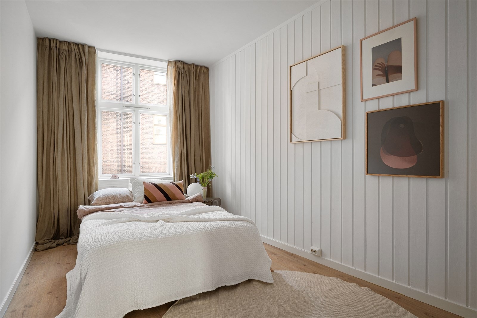 Soverom II passer perfekt som barnerom, gjesterom eller kontor. Galleribilde