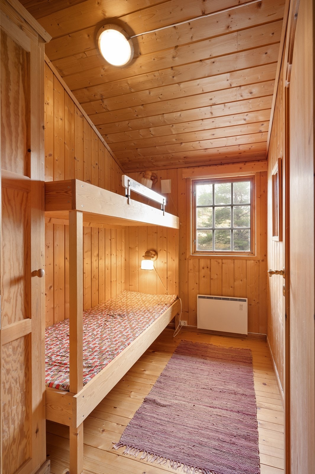 Soverom nr. 3 er like stort og likt innredet som sov nr. 2. Galleribilde