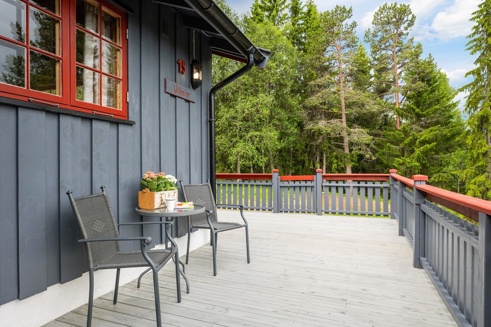 Her sitter man helt usjenert. Galleribilde