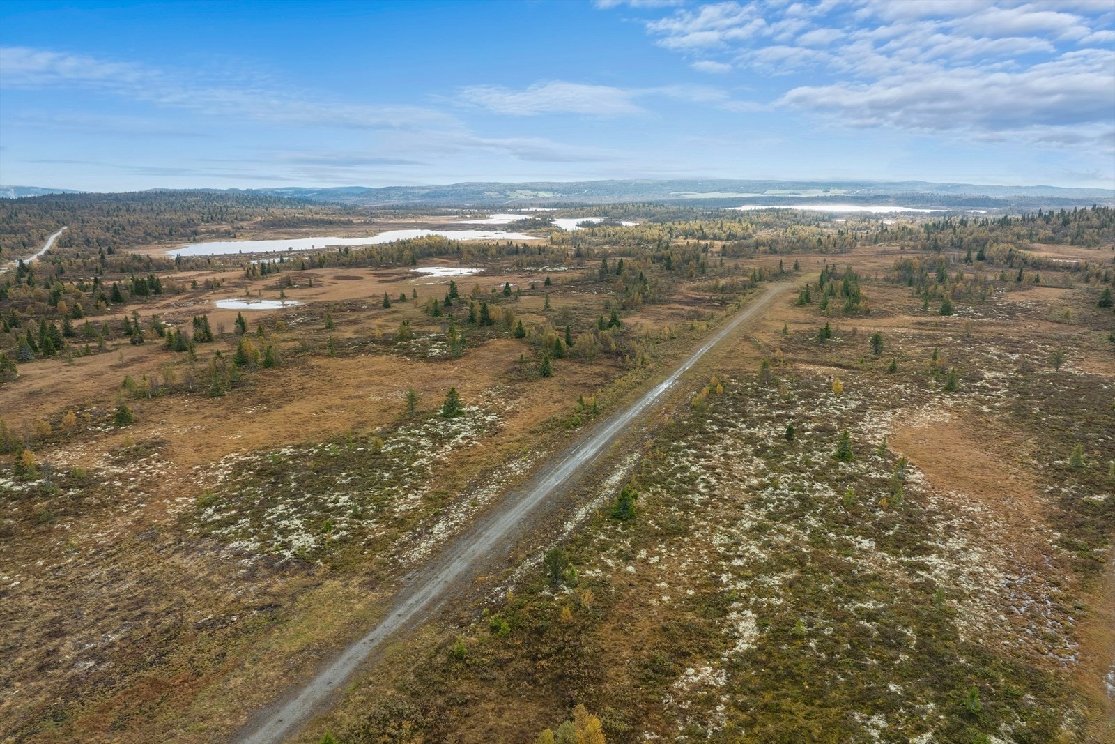 Herfra er det lett tilgang til alt Gålå har å by på, og fra fritidsboligen er det få meter til nærmeste skiløype. Galleribilde