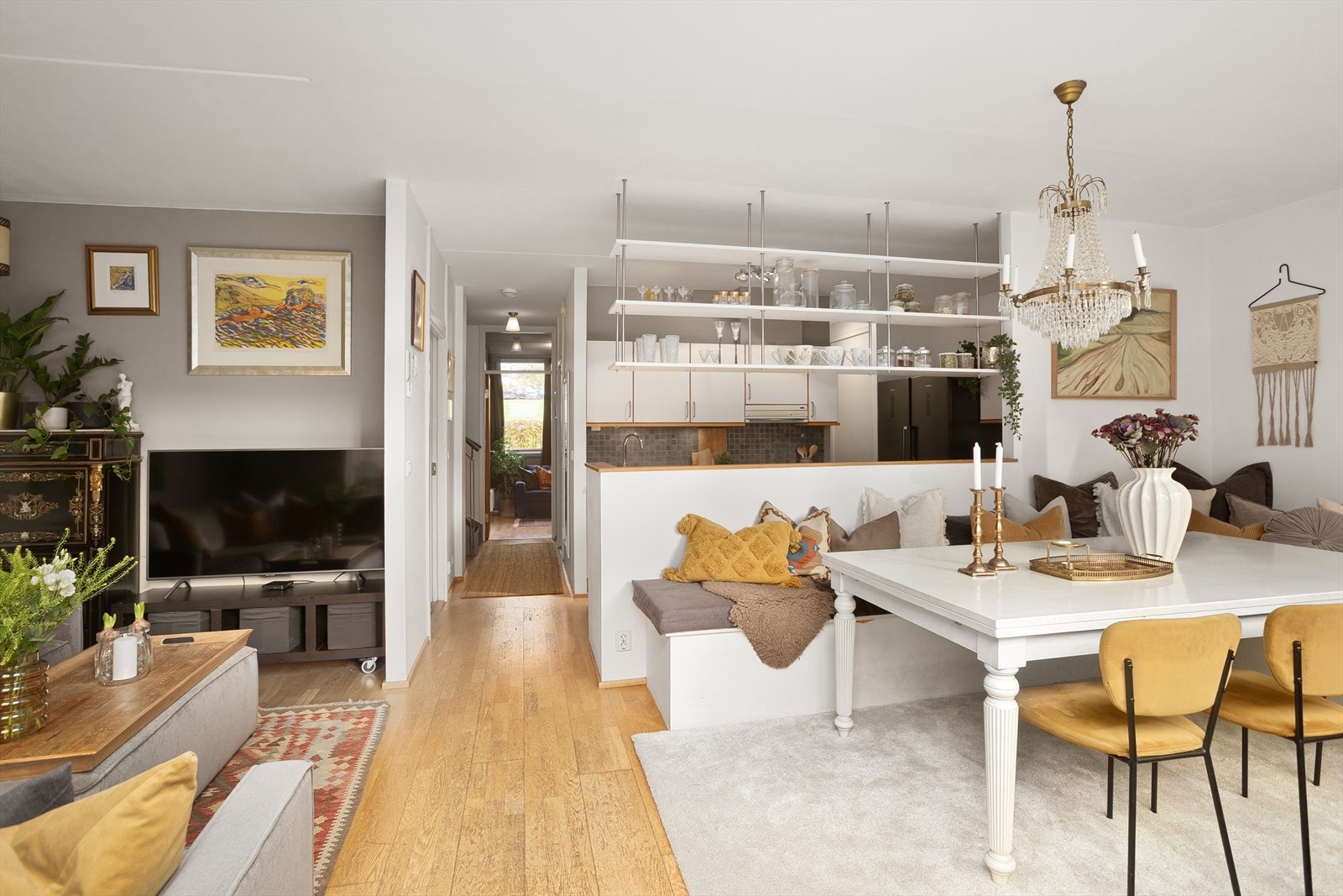 Fantastisk leilighet over 2 plan m/ townhouse følelse på Marienlyst Park Galleribilde