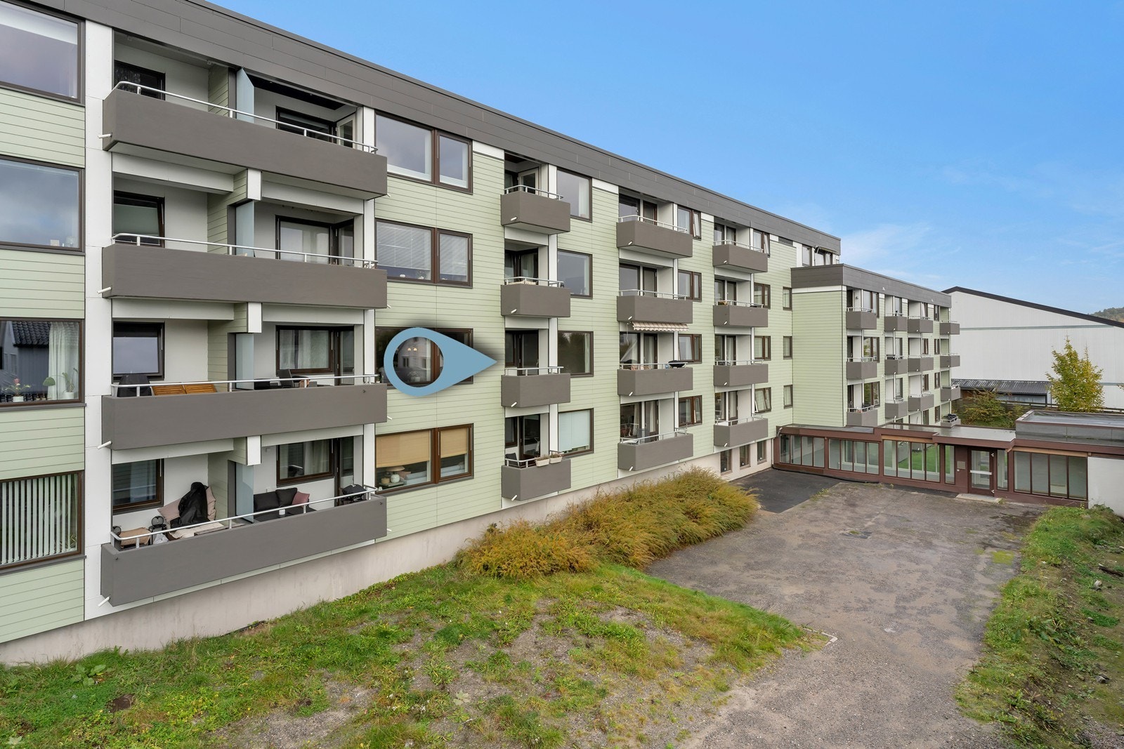 Leiligheten ligger i 2. etasje Galleribilde