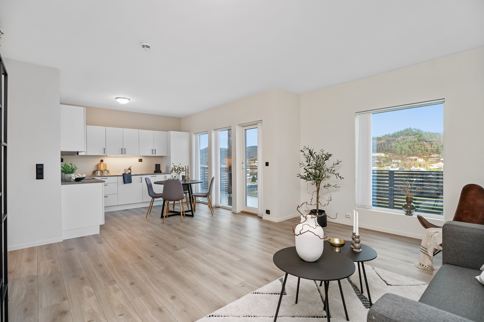 Velkommen til Hagekroken 36 - En flott, nyere 4 romsleilighet! Galleribilde