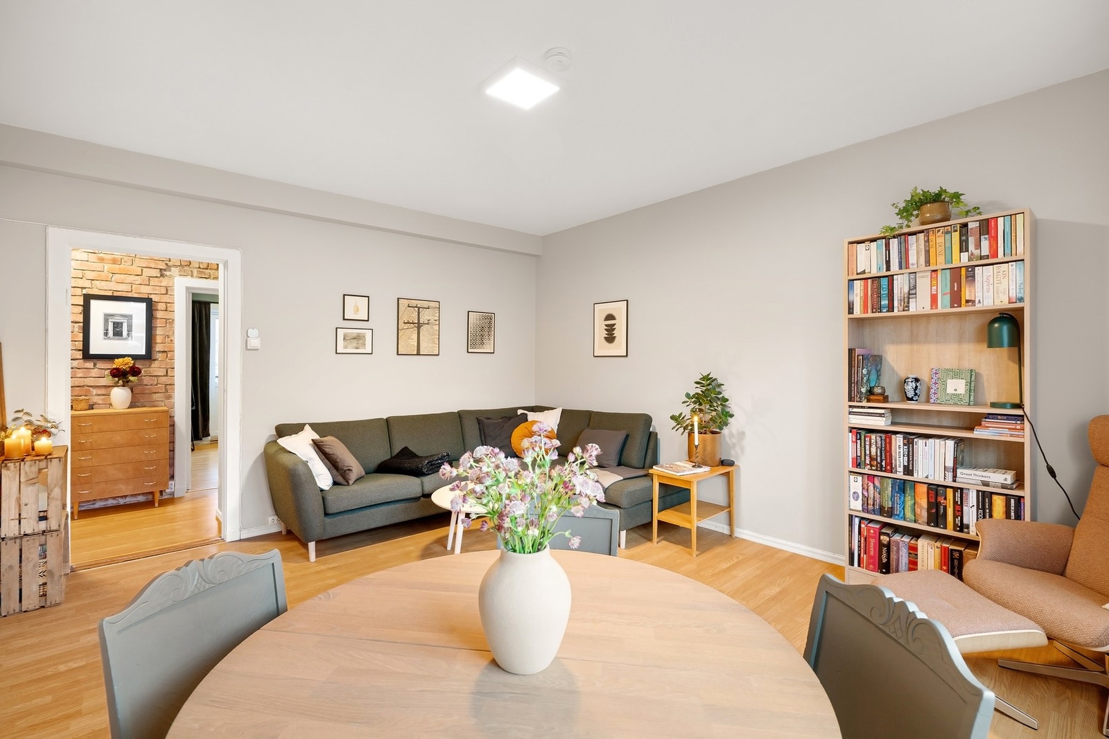 God takhøyde på 2,68 meter. Galleribilde