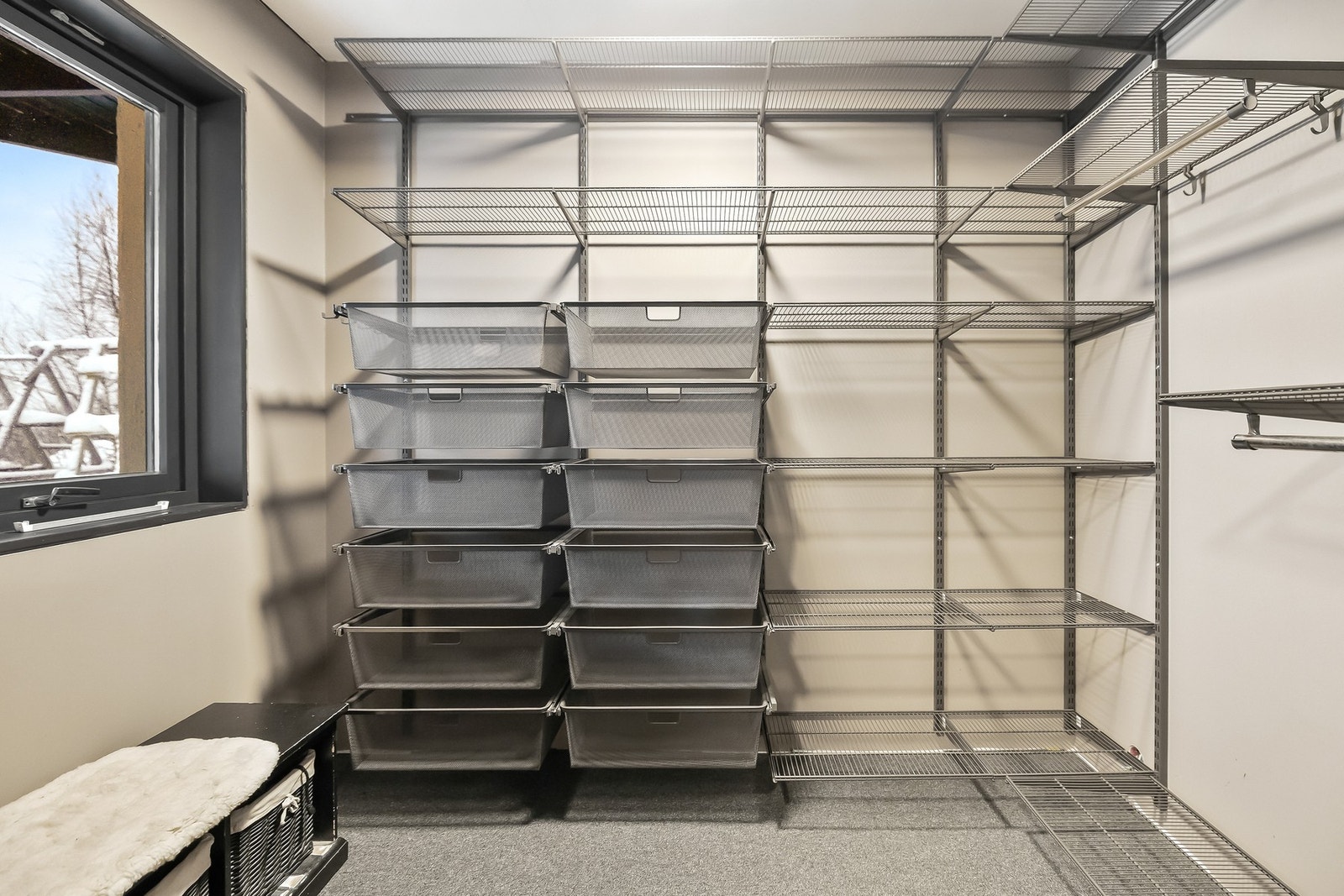 Omkledningsrom. Galleribilde