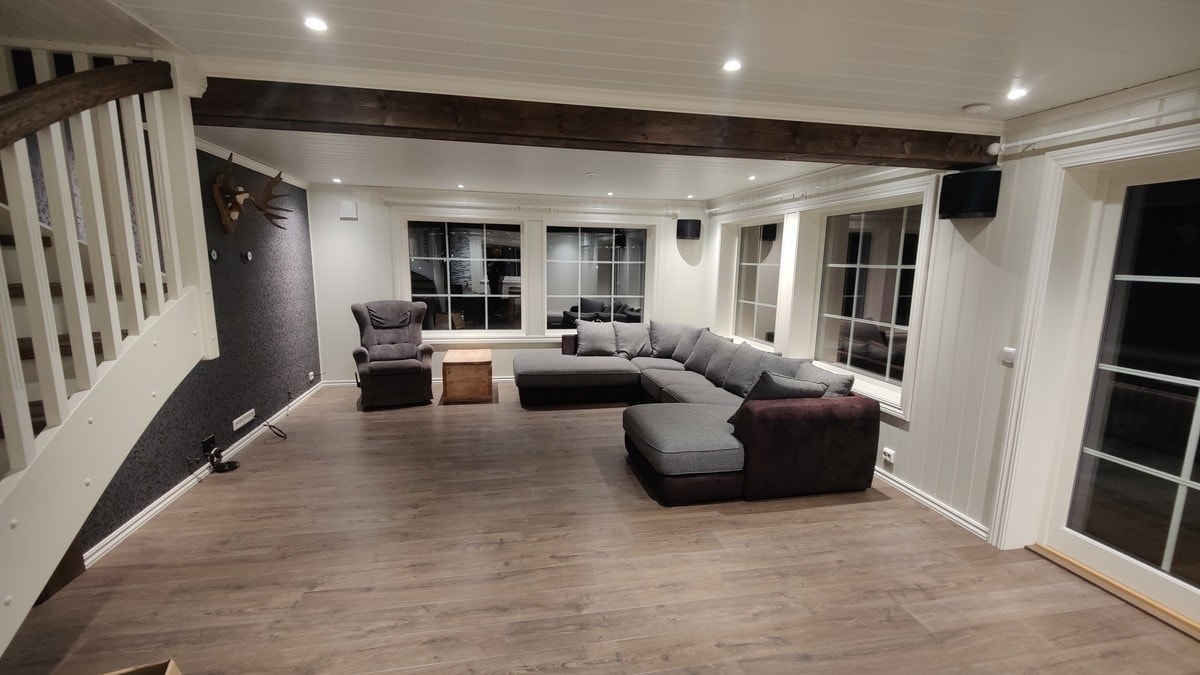 Møbler skal fjernes Galleribilde