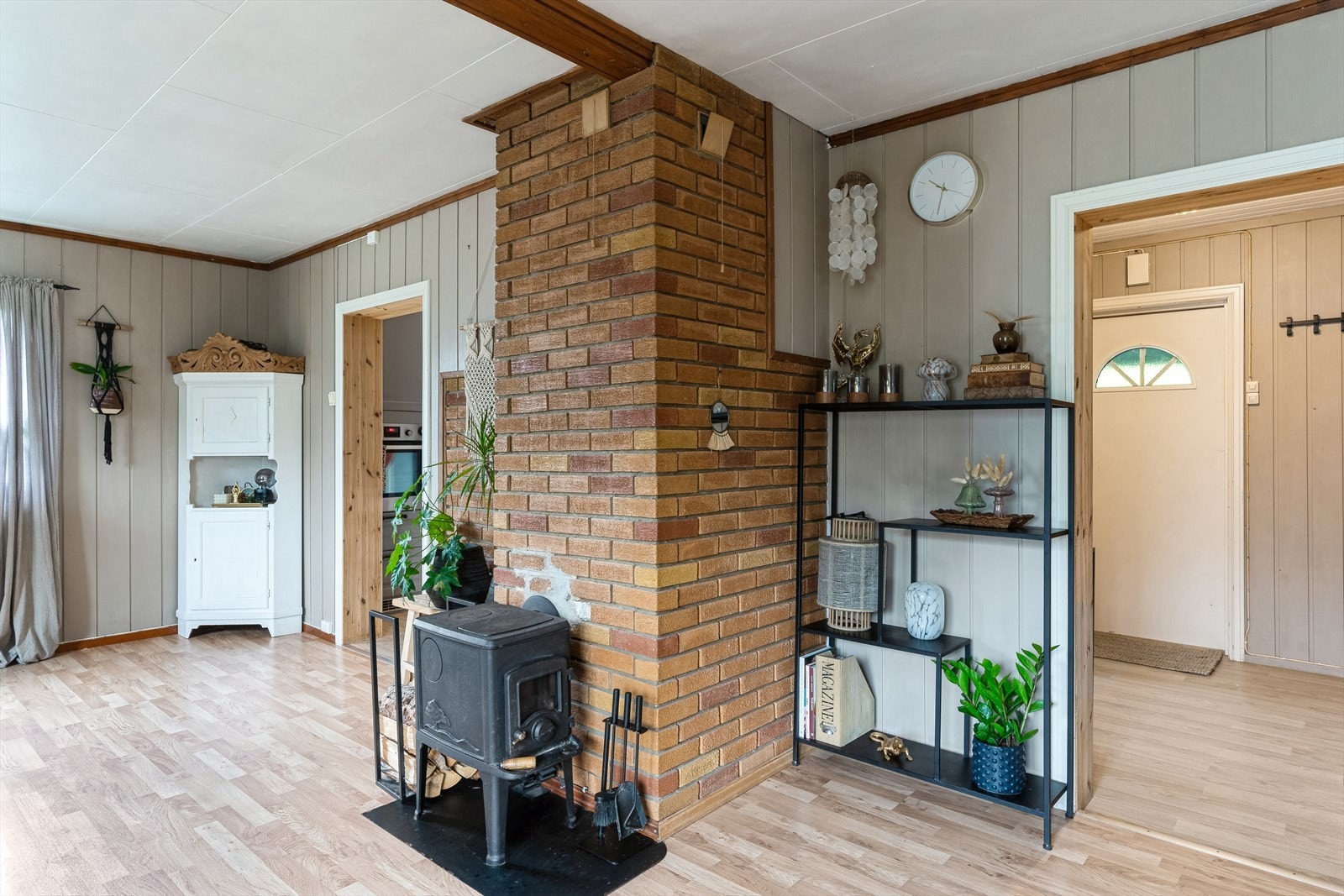 Det er også en vedovn i stua. Galleribilde