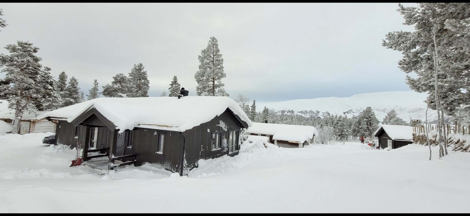 Hytta på vinteren (selgers bilde) Galleribilde