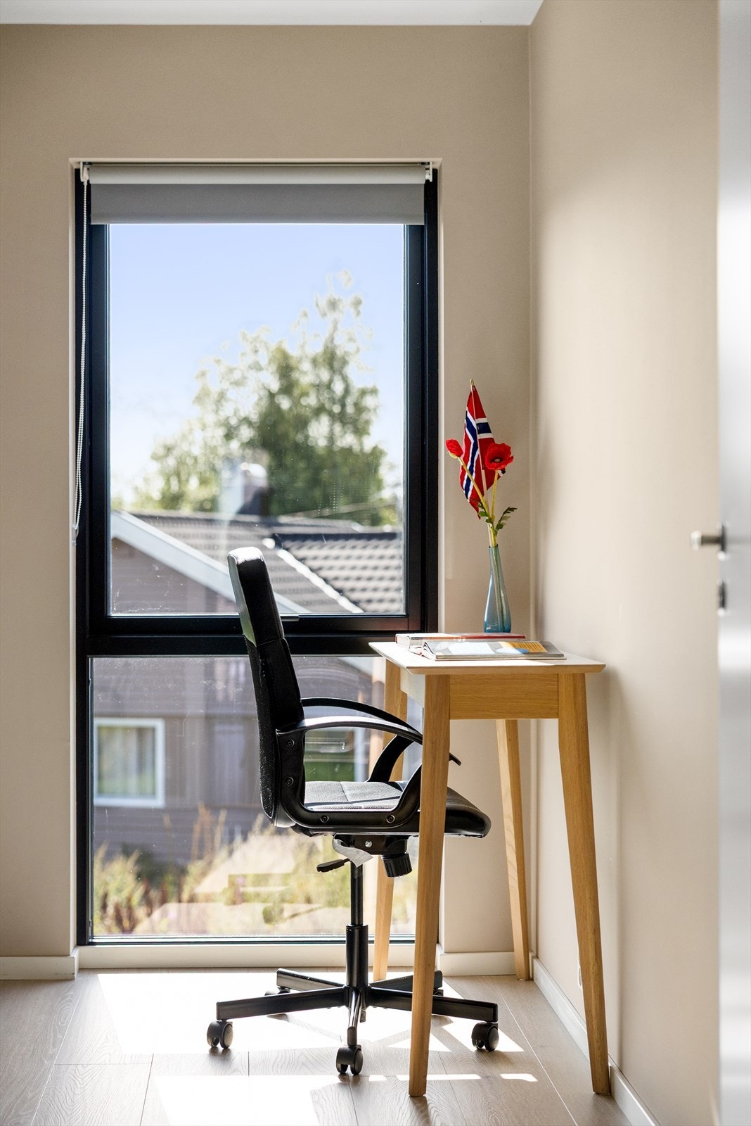 Det er 3 soverom i 2.etg. Galleribilde