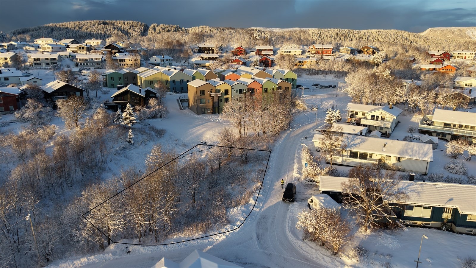 DNB Eiendom v/Georg Rånes Paulsen presenterer en boligtomt med familievennlig beliggenhet i Skavdalslia (innkjøring Tranebærveien.) Galleribilde