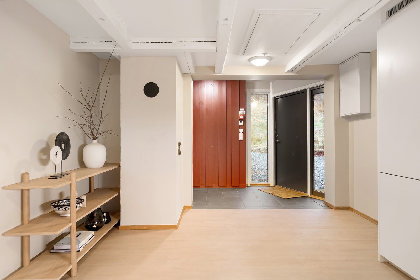 Spennende og annerledes - med yttervegg, inne. Verket 15A må oppleves! Galleribilde