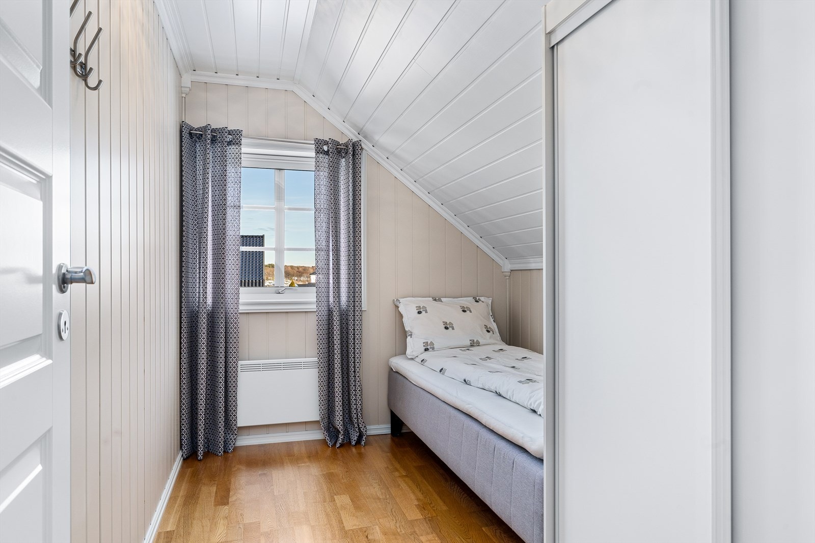 Soverom nr. 2 Galleribilde