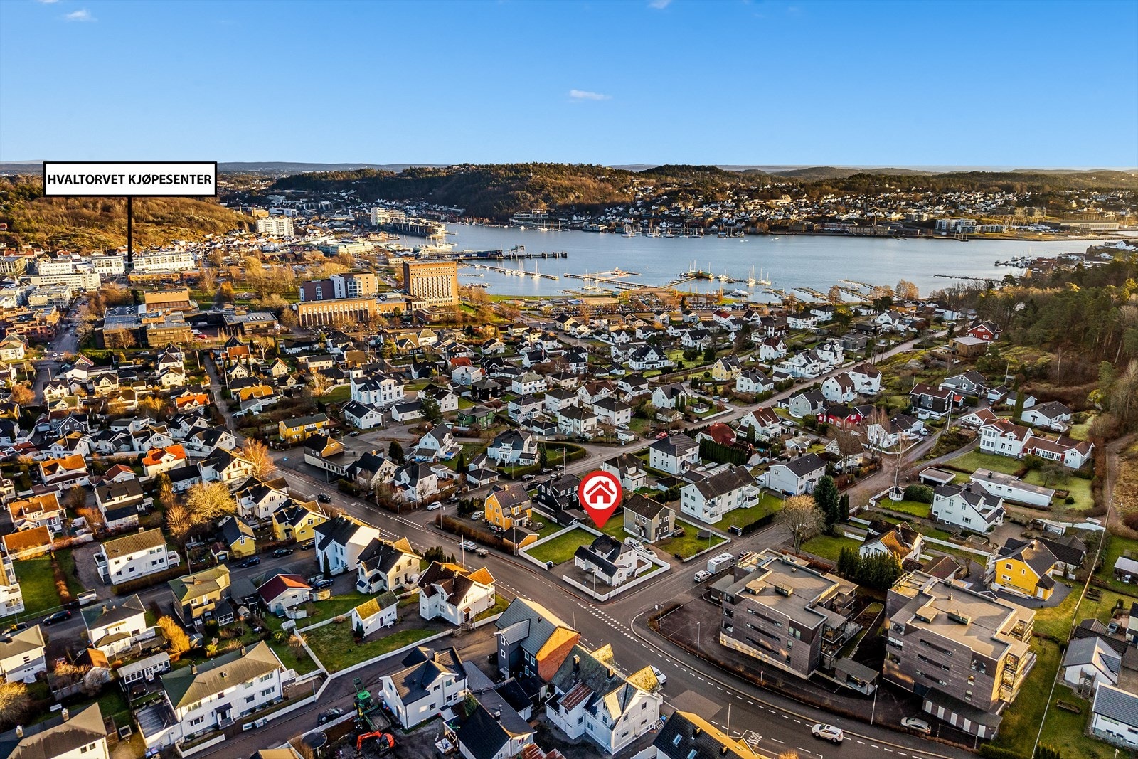 Sentrumsnær beliggenhet ! Galleribilde