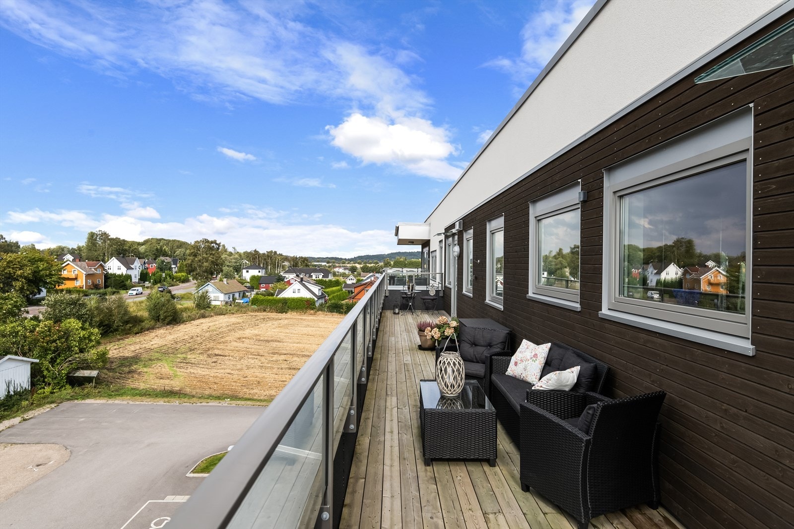 Dette er så usjenert du får det i en boligblokk, kongen/dronninga på hauen Galleribilde