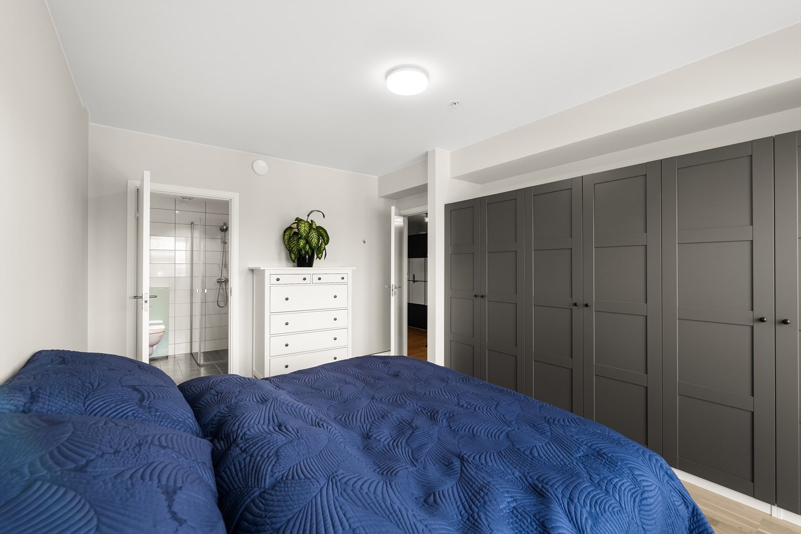 Er du moteinteressert, fyll opp skapene om du kan Galleribilde