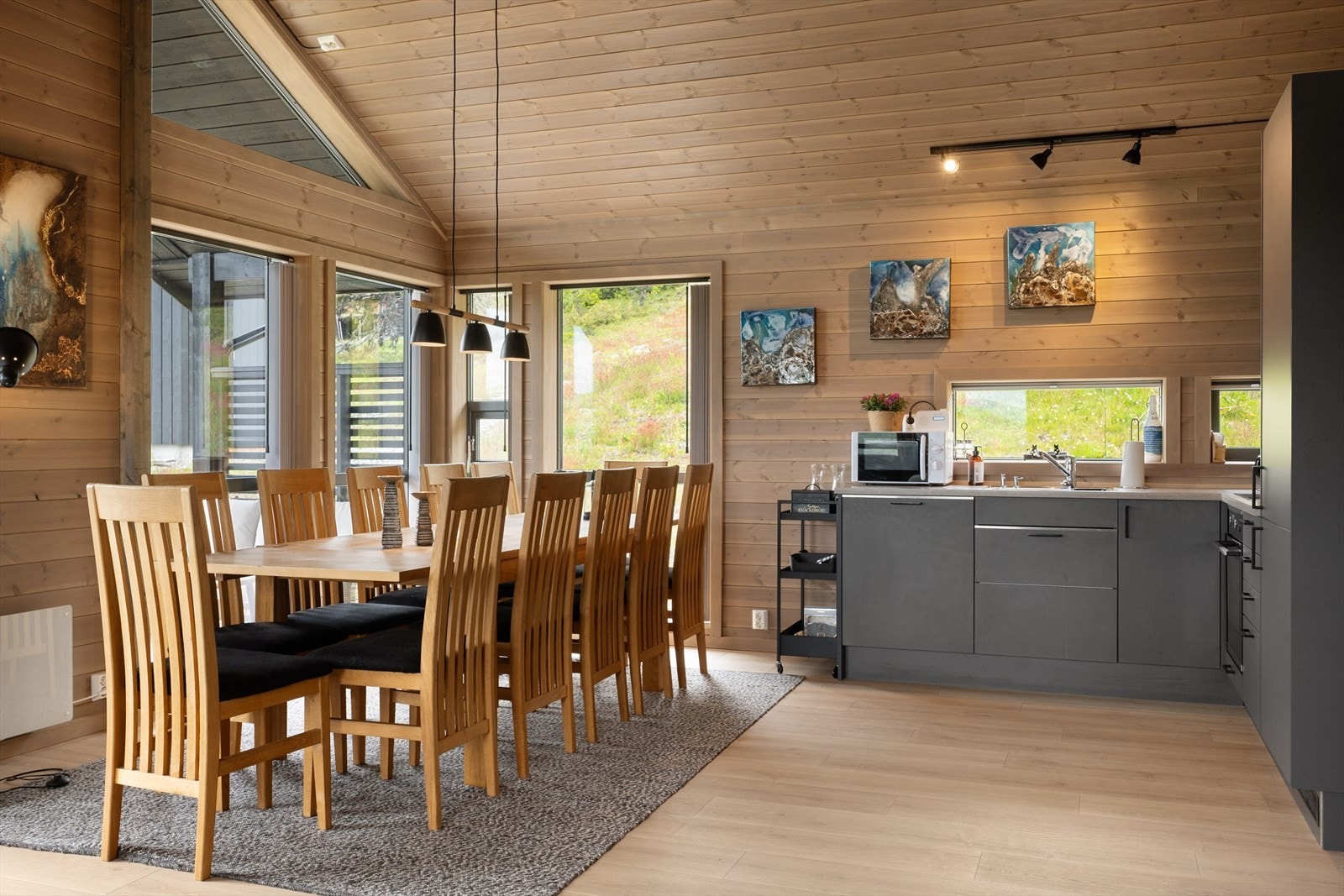 Her er det enkelt å dekke på til flere. Galleribilde