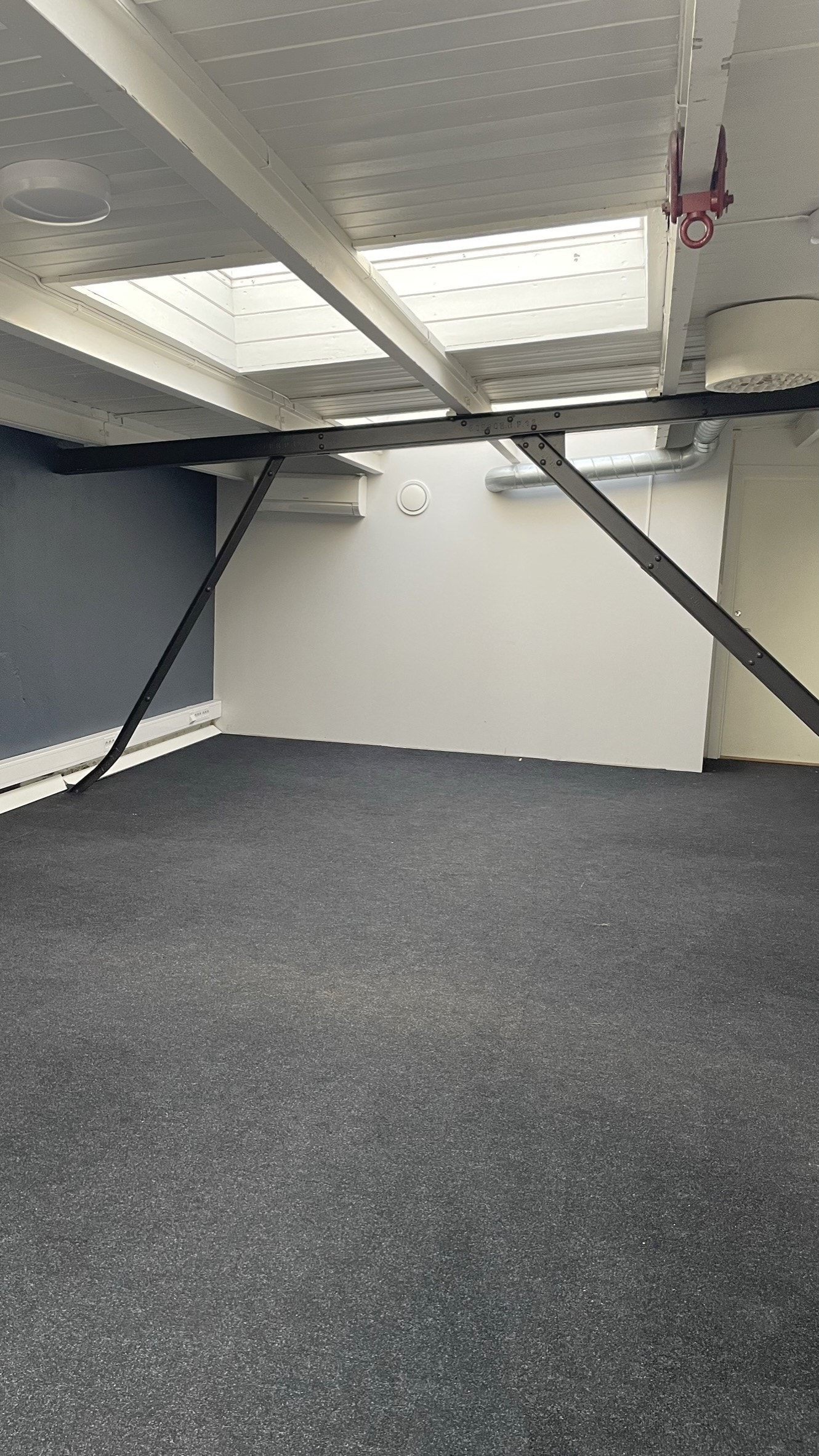 Loftsrom Galleribilde